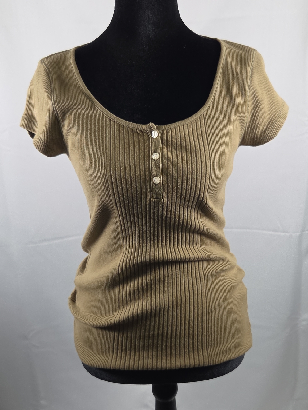 Lauren Ralph Lauren Short-Sleeve Ribbed Henley Top - Tan